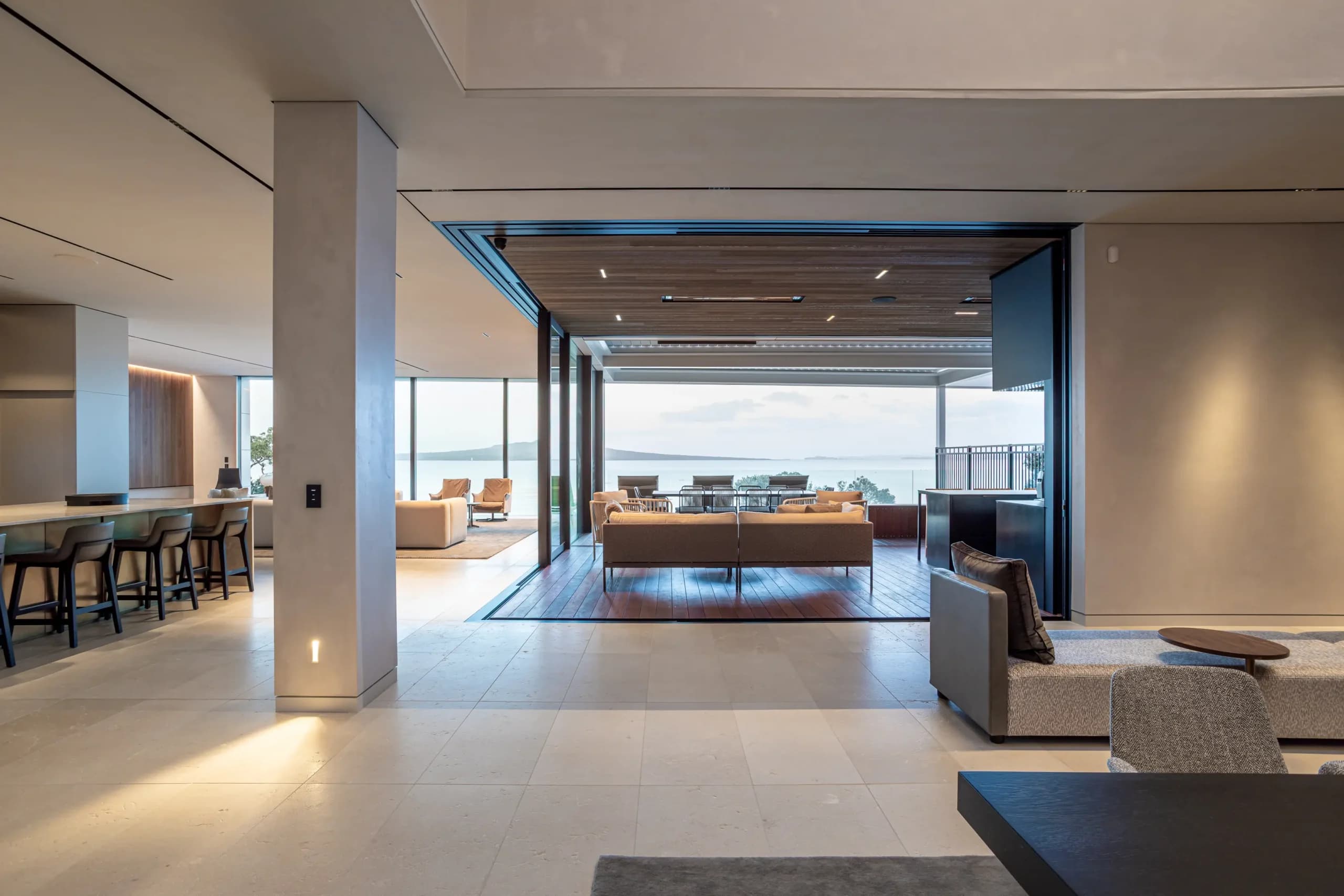 Travertine vs Limestone: Differences, Uses, and How to Choose